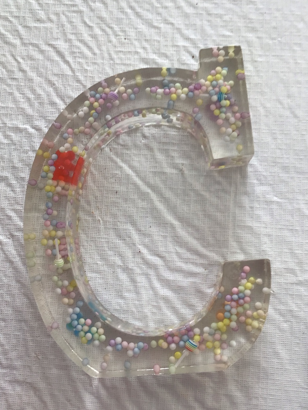 Ashland Clear Resin Letter C with Pastel Confetti - Picture 1 of 2